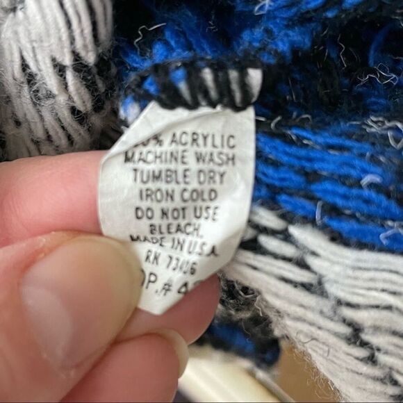 Vintage 80s GFC Snowflake Fair Isle Sweater Blue Black White Medium Winter Retro - Picture 5 of 7